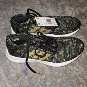 7.5 Adidas PureBOOST Black and Gold